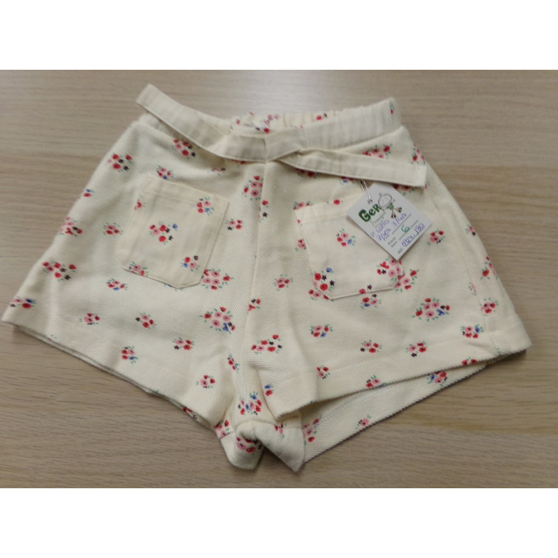 Pantalón corto Zara talla 3-4 años. Segunda mano