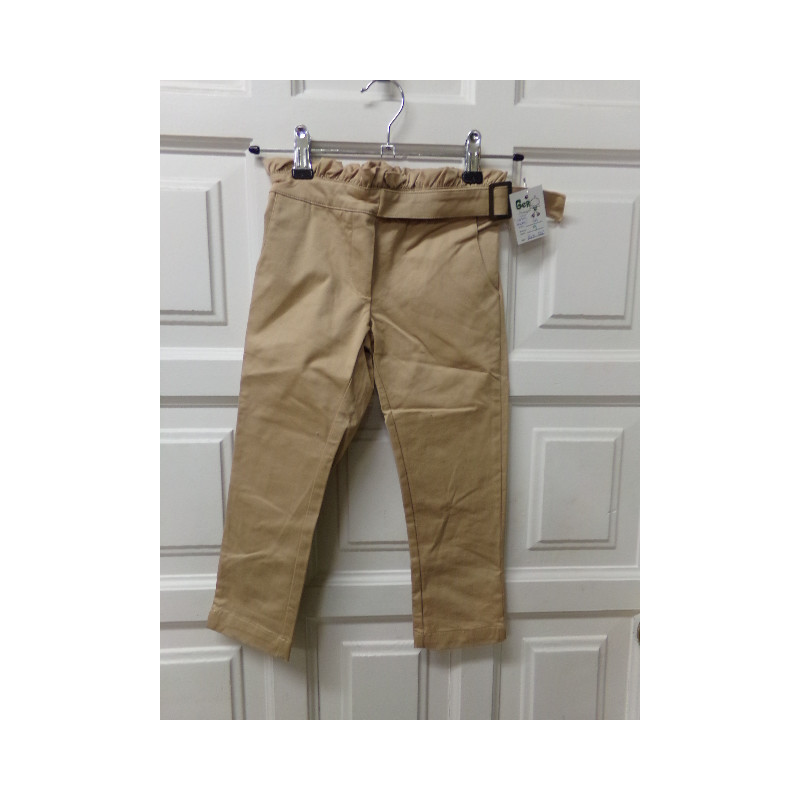 Pantalon camel Dadati talla 3 años. Segunda mano