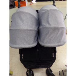 Carro gemelar paralelo Easytwin Baby Monster, 2 capazos y plástico de  lluvia. Segunda mano.