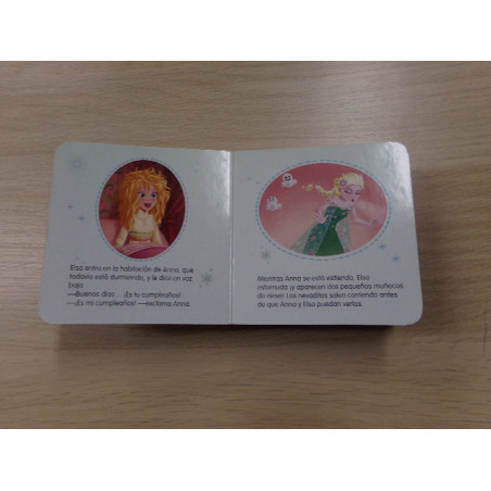 Peque Libro Frozen. Segunda mano.