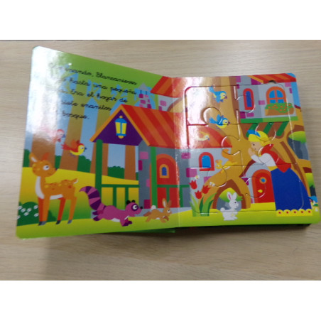 Libro puzzle Blancanieves. Segunda mano.
