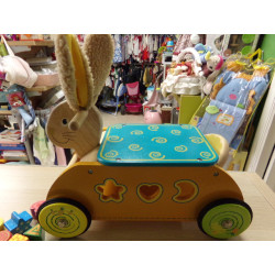 Conejo correpasillos de madera con encajables. Segunda mano