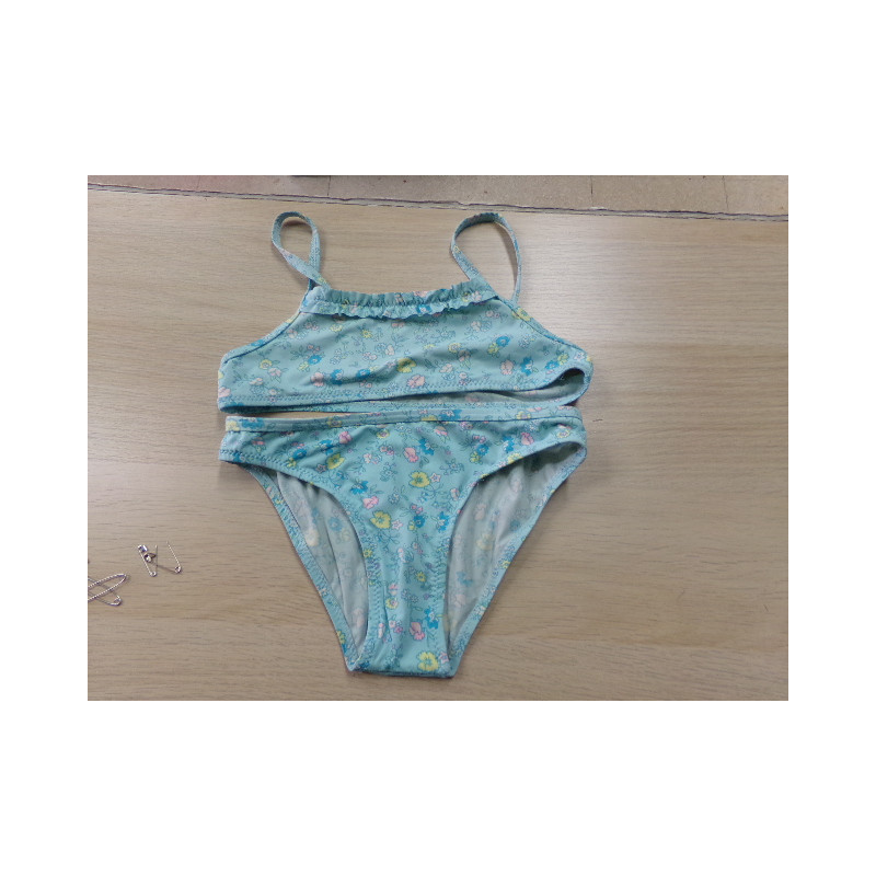 Bikini 6/7 años. Segunda mano.