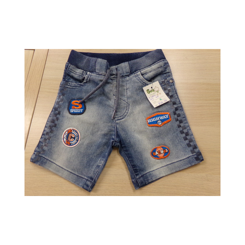 Pantalón corto vaquero 4 años. Segunda mano.