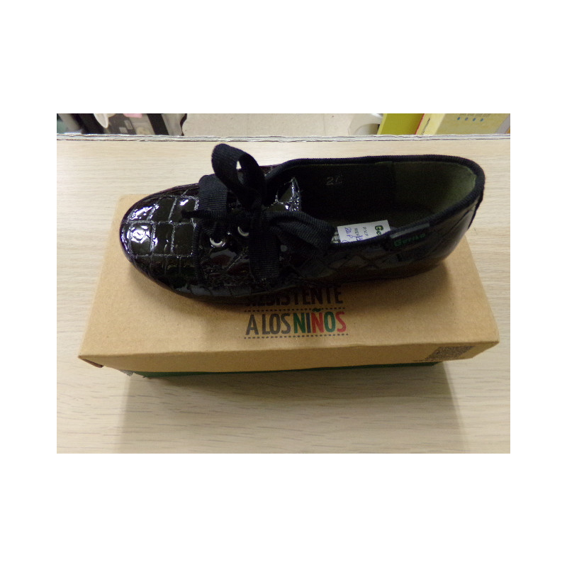 Zapatos Gorila nº 27. Segunda mano.