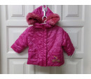 Abrigo Fucsia 6-9 meses Corte Inglés. Segunda mano.