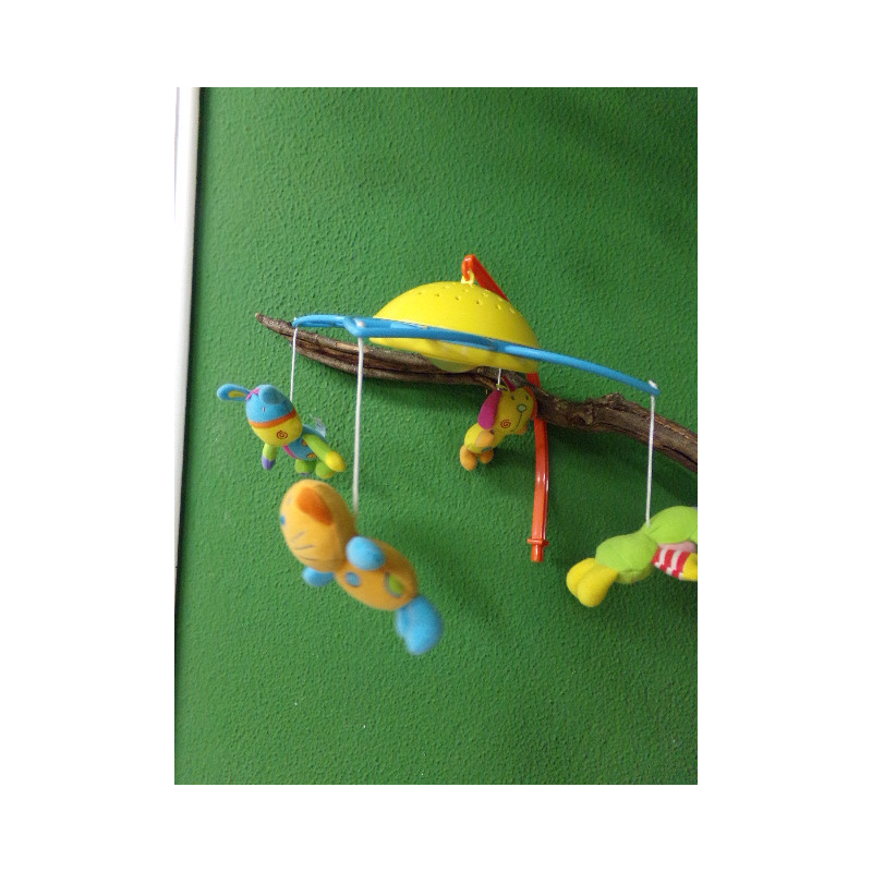 Carrusel cuna luz y sonido. Segunda mano.