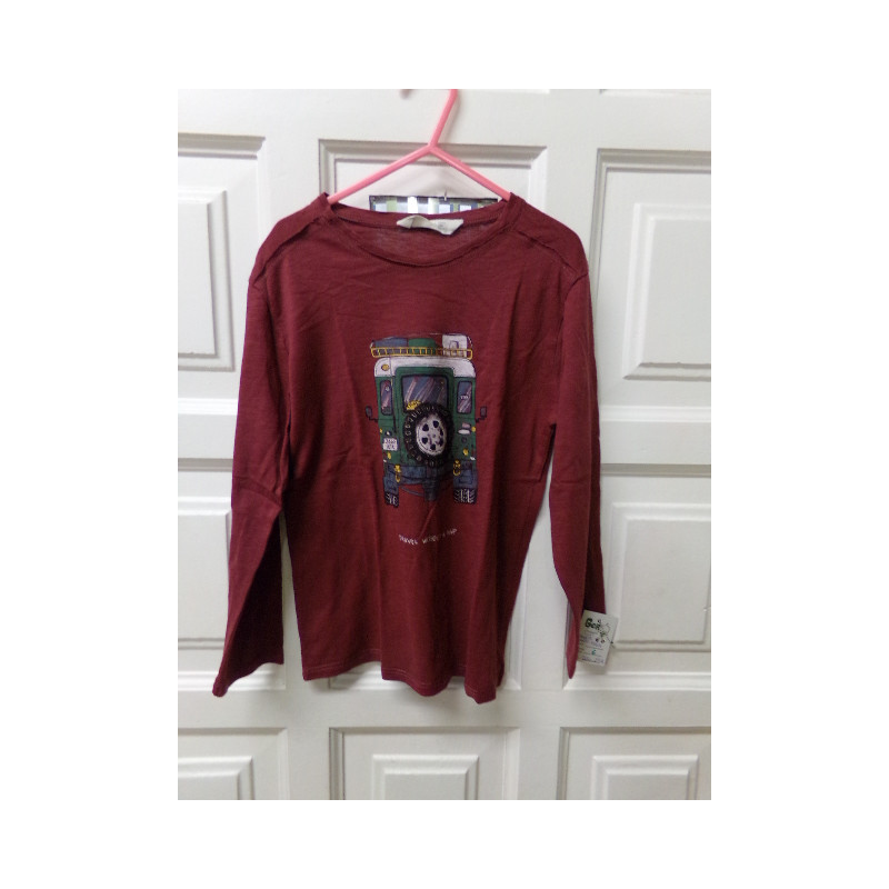 Camiseta Mango 5-6 años. Segunda mano.