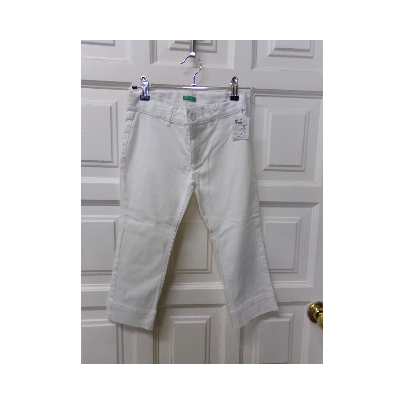 Pantalón Benetton 8-9 años. Segunda mano.