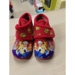 Zapatillas casa Vulladi nº 22. Segunda mano.