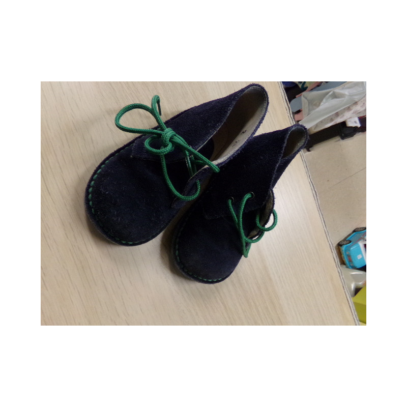 Pisacacas azul marino nº 23. Segunda mano.