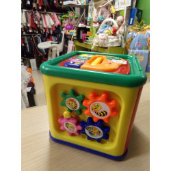 Cubo actividades. Segunda mano.