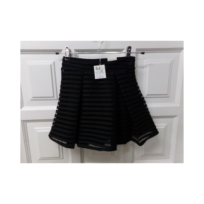 Falda Mayoral negra 8 años. A estrenar.