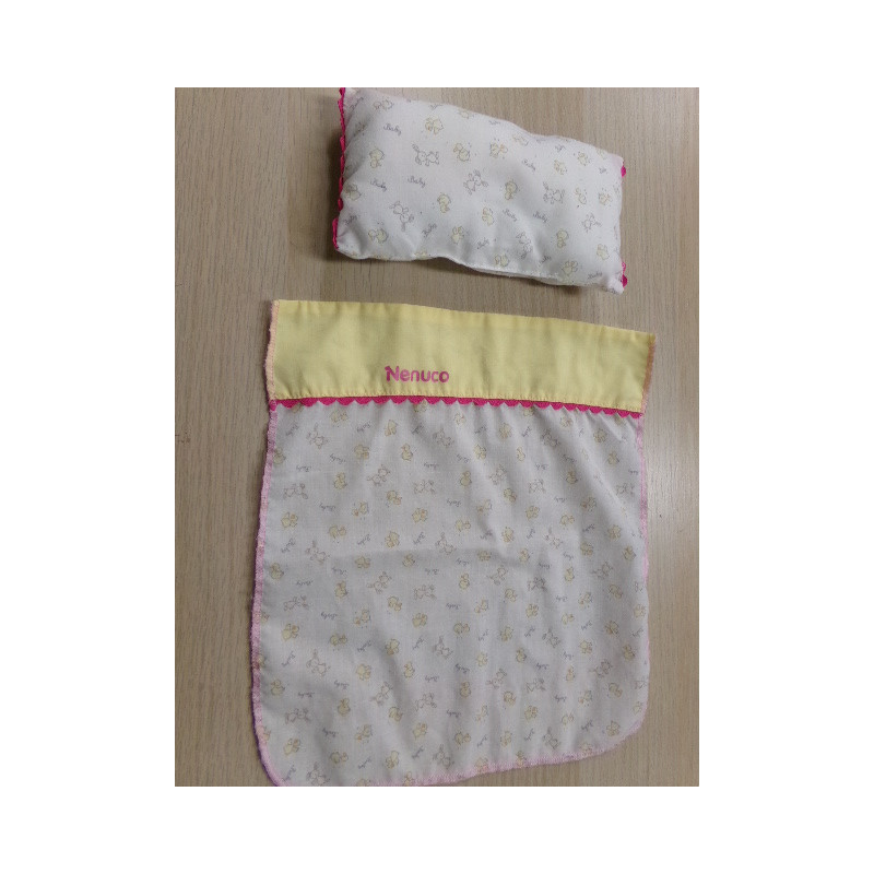 Ropita Nenuco, almohada y colcha. Segunda mano.