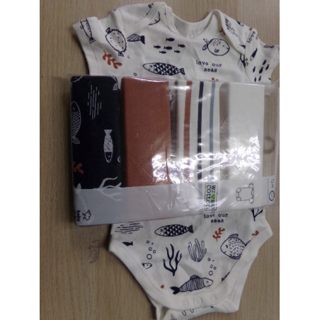 Pack 5 bodys Baby club 6-12 meses. A estrenar.