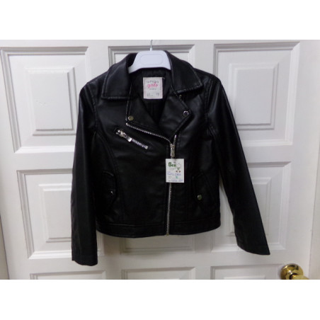 Cazadora polipiel 5-6 años. Segunda mano.