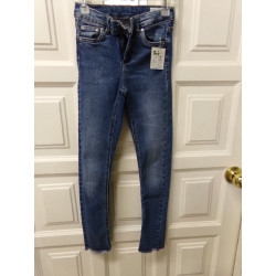 Pantalón vaquero 8 años Only. Segunda mano.