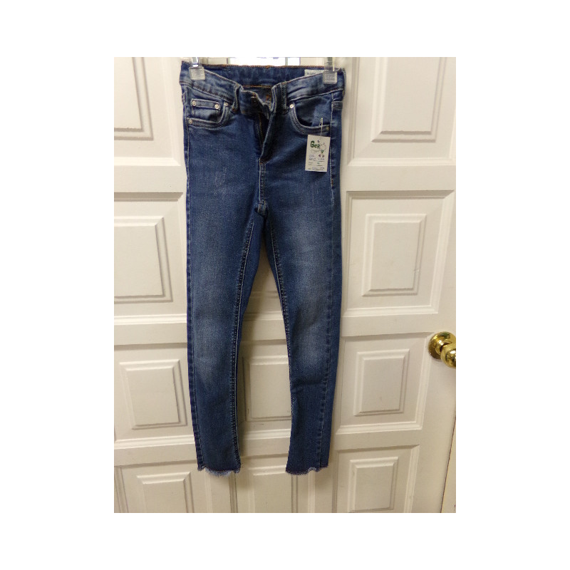 Pantalón vaquero 8 años Only. Segunda mano.