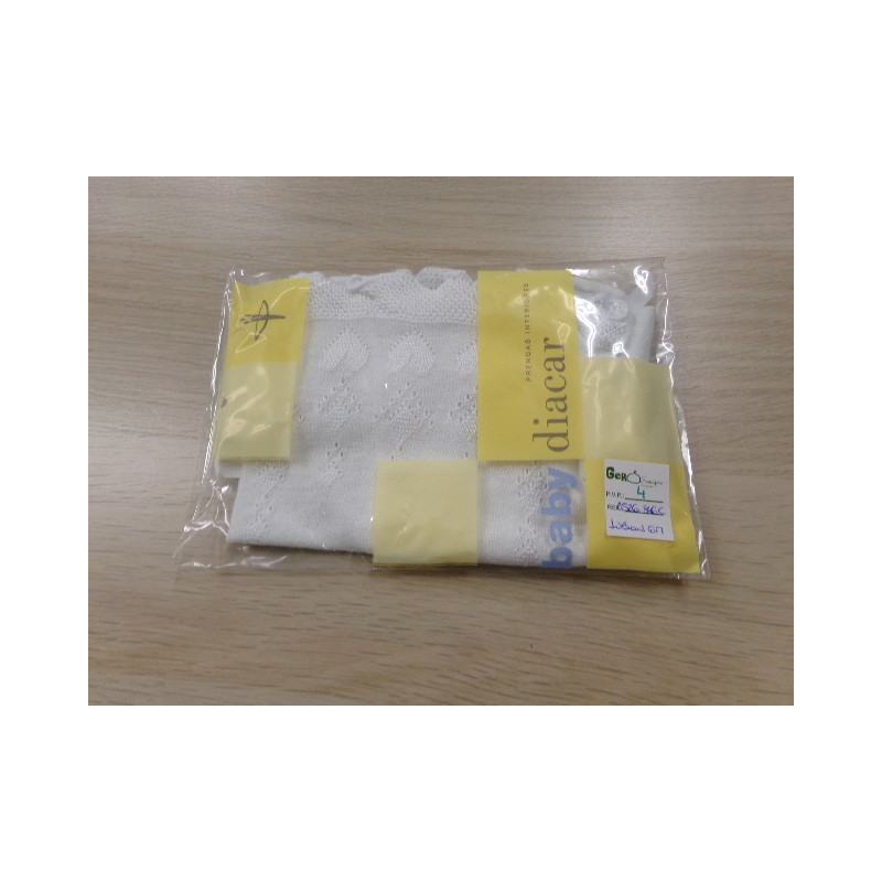 Jubon 6 meses Diacar. A estrenar.