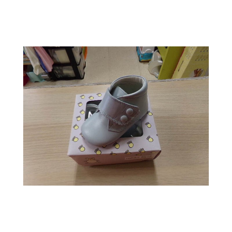 Botita celeste nº 19. A estrenar.