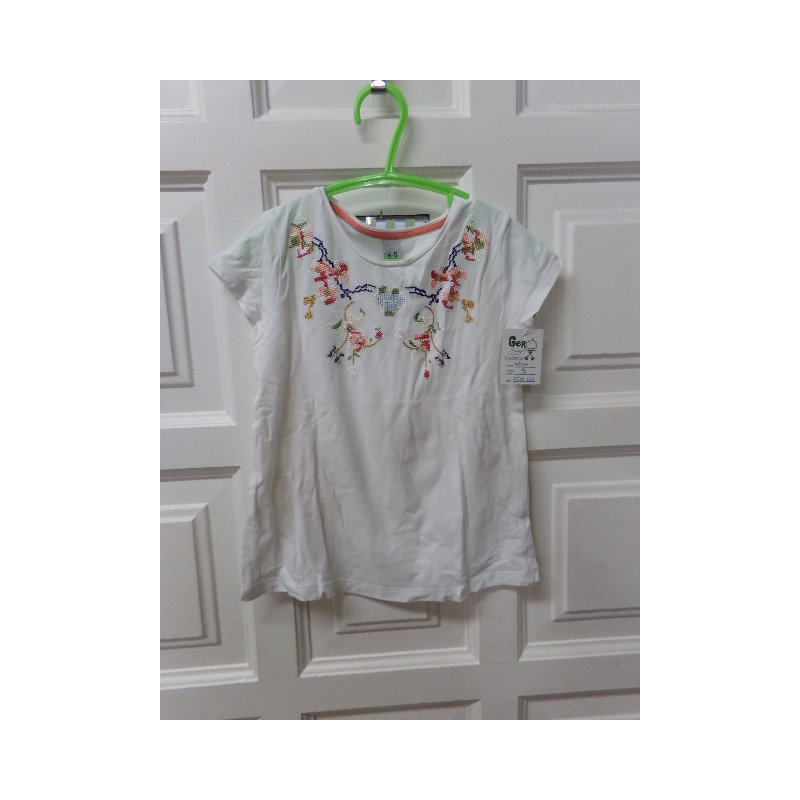 Camiseta 4-5 años. Segunda mano.
