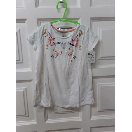 Camiseta 4-5 años. Segunda mano.