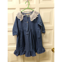 Vestido vaquero Mia y Lia 5 años. Segunda mano.