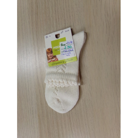 Calcetines calados 4 años nº 26-28. A estenar.