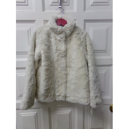 Abrigo pelito 8 años. Segunda mano.