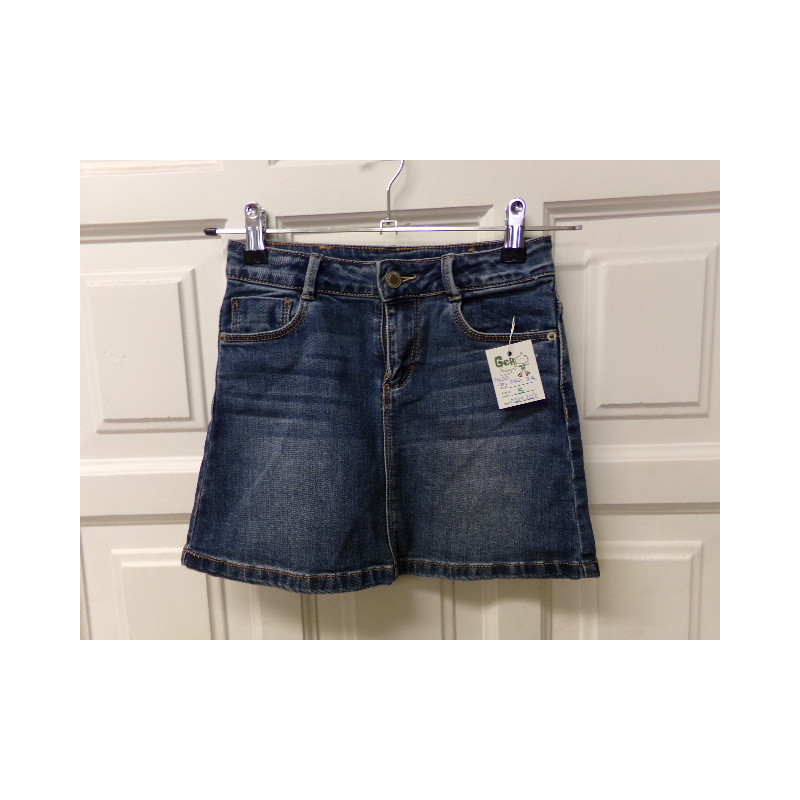 Falda vaquera Zara 8 años. Segunda mano.