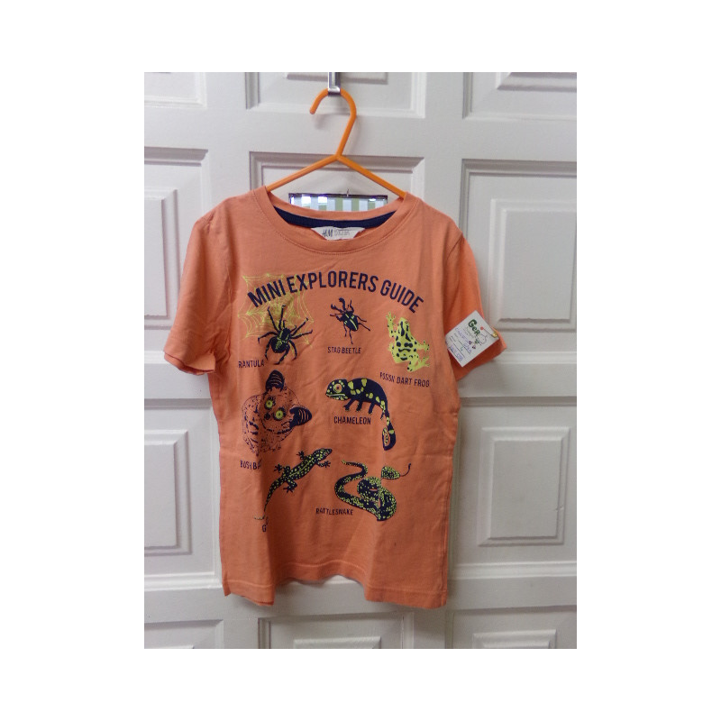 Camiseta 6-8 años. Segunda mano.