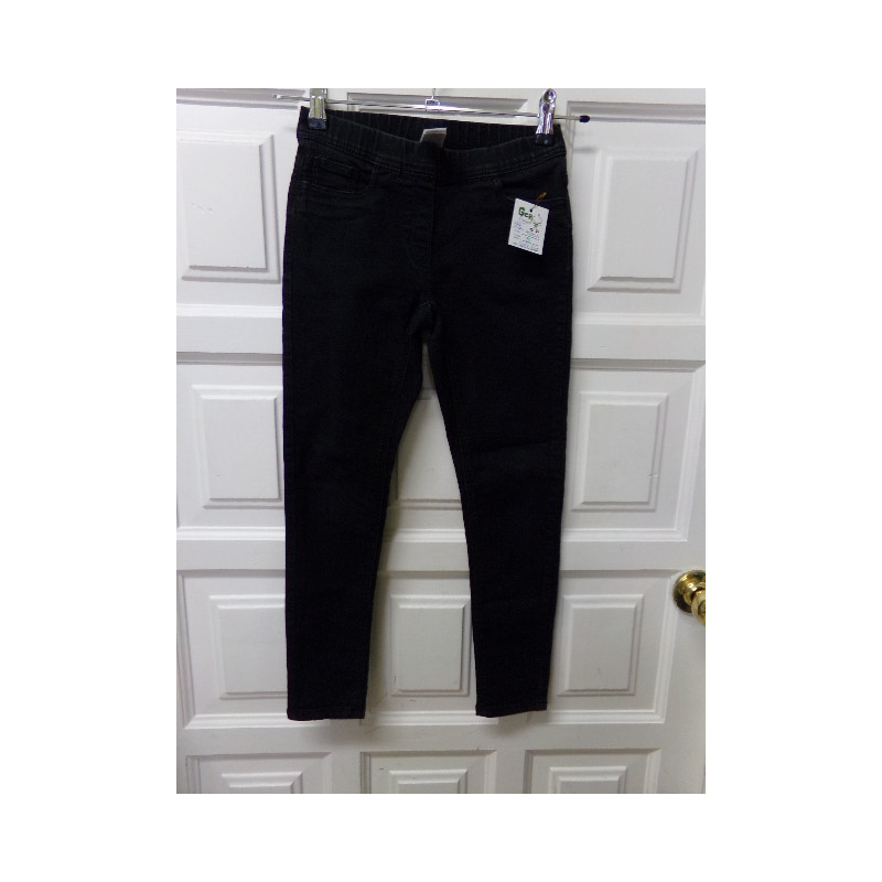Pantalón vaquero negro 9-10 años. Segunda mano.