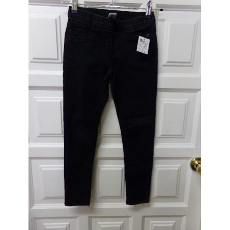 Pantalón vaquero negro 9-10 años. Segunda mano.