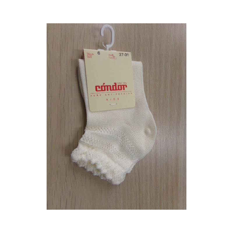 Calcetines Cóndor 6 años 27-31. A estrenar.