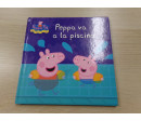 Libro Peppa va a la piscina. Segunda mano.