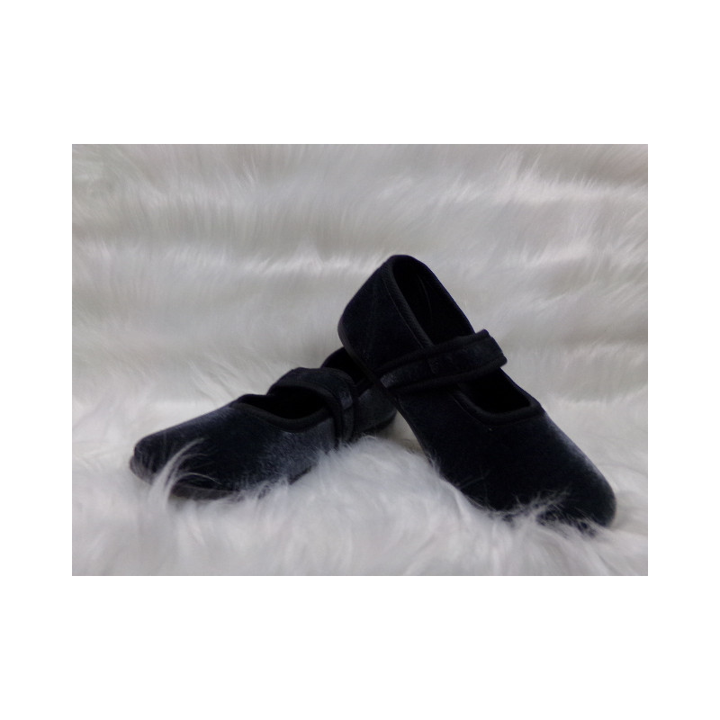 Merceditas gris nº 26. Segunda mano.