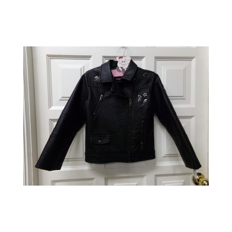 Cazadora negra polipiel 8 años. Segunda mano.