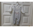 Conjunto peto y formula 3 meses Babi Maison. A Estrenar.