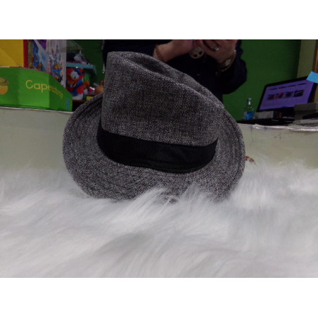 Gorro niño 6-8 años. Segunda mano.