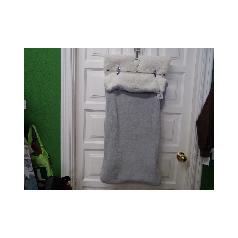 Saco gris de silla, pelito. Segunda mano.