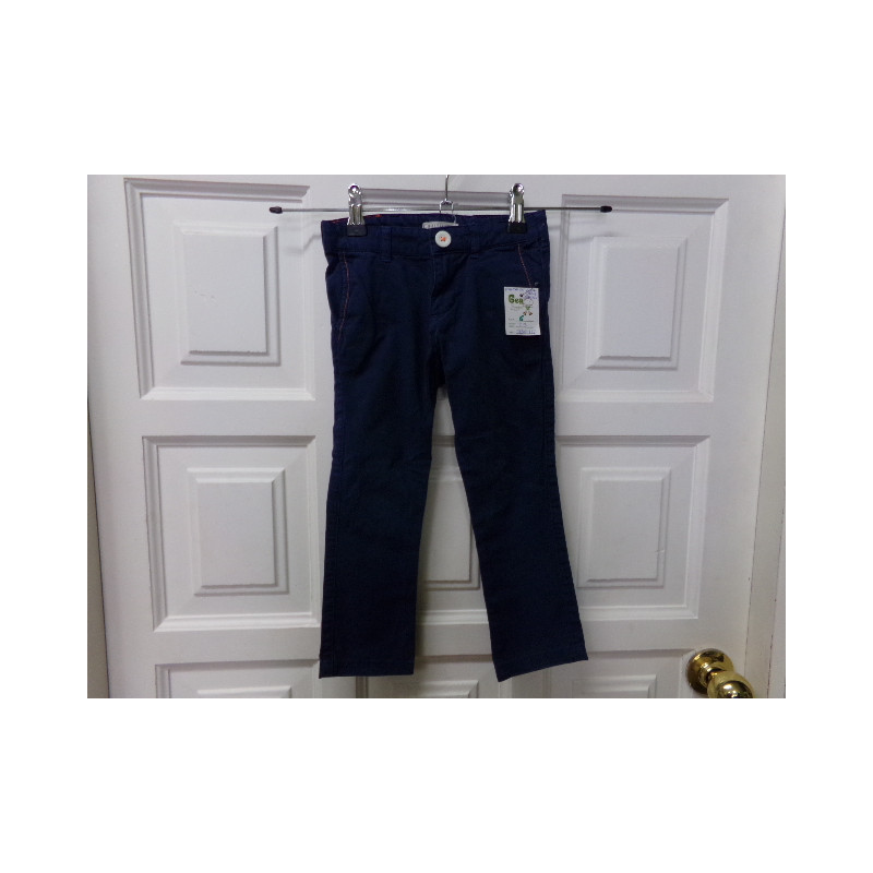 Pantalón azul marino 3 años. Segunda mano.