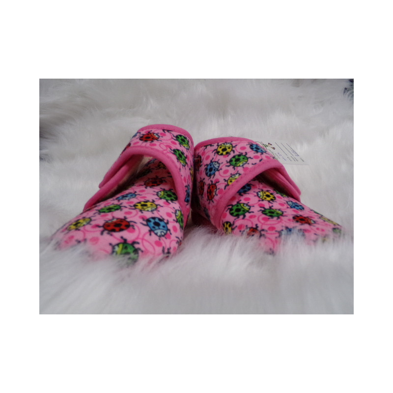 Zapatillas mariquita nº 24. A estrenar.