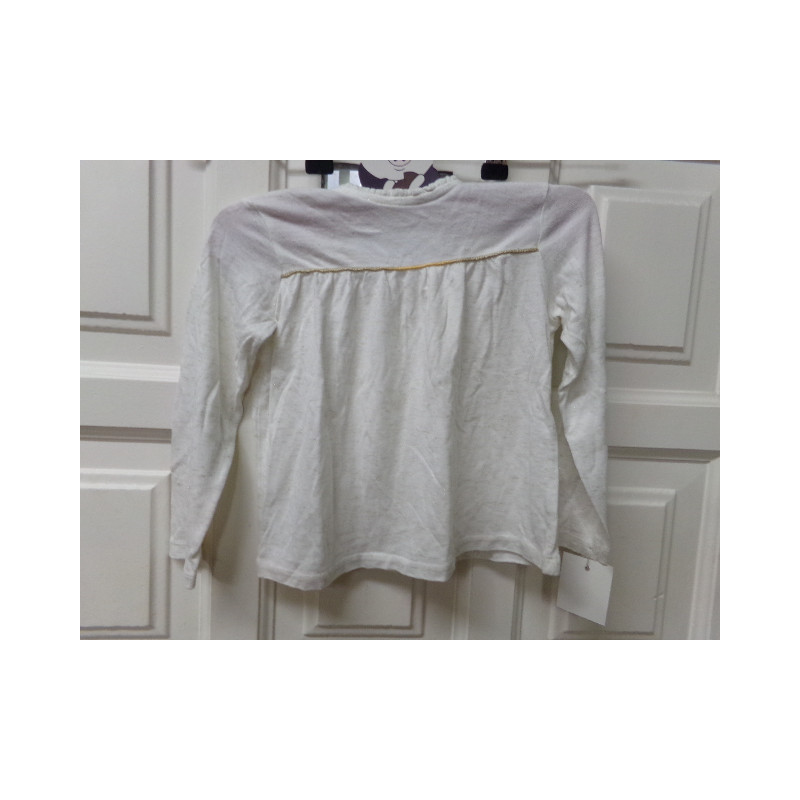 Camiseta beige 4 años. Segunda mano.