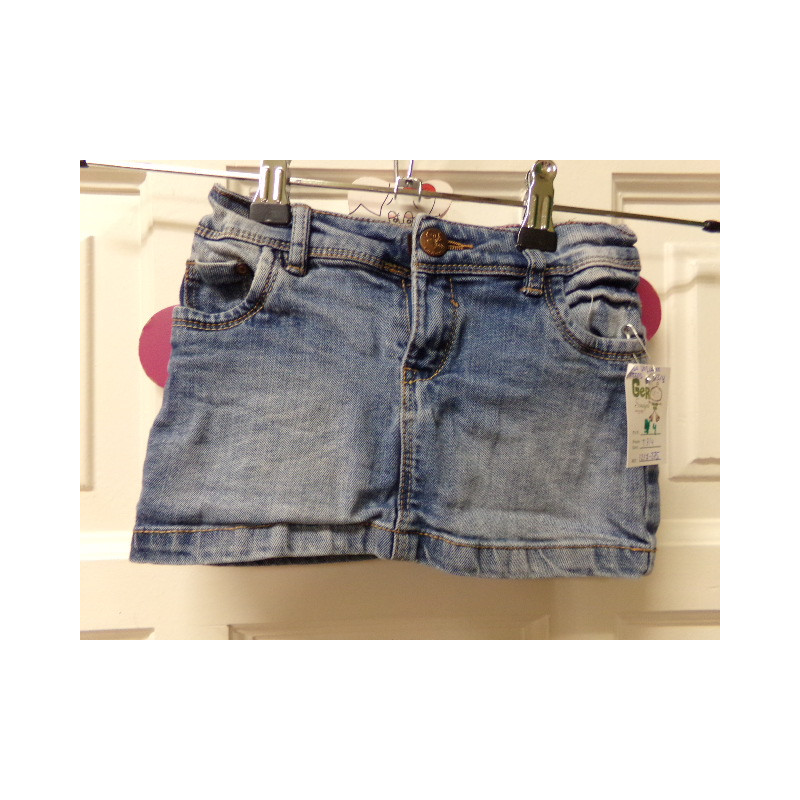 Falda vaquera 3-4 años. Segunda mano.