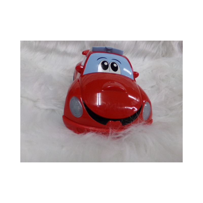 Coche con mando a distancia Chicco. Segunda mano.