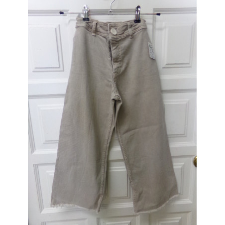 Pantalón vaquero Zara 10 años. Segunda mano.