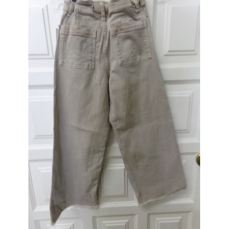 Pantalón vaquero Zara 10 años. Segunda mano.