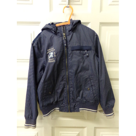 Cazadora Geox 5 años. Segunda mano.