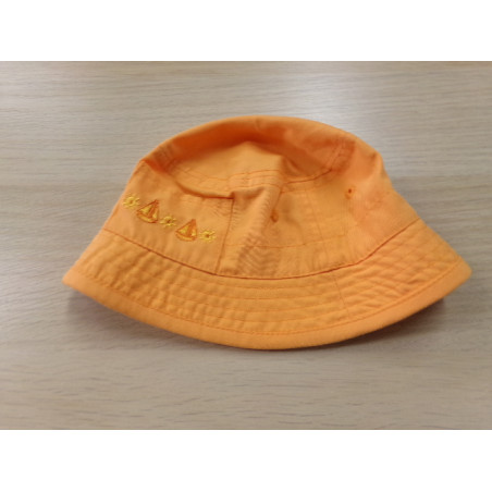 Gorrito 42 cm. Segunda mano.