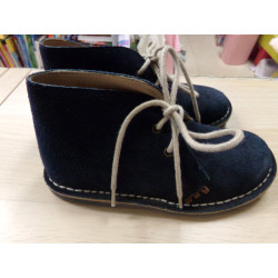 Pisacacas azul marino nº 31. Segunda mano.